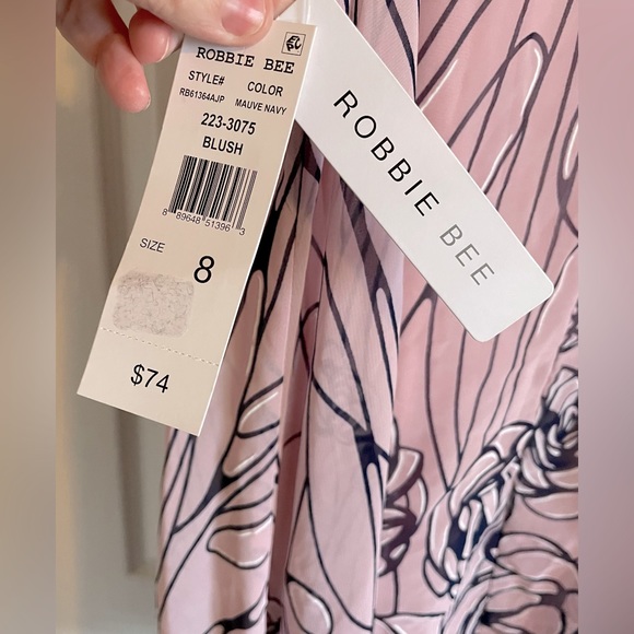 NWT Robbie Bee Sleeveless Dress Blush, Navy & White size 8 - Picture 8 of 10